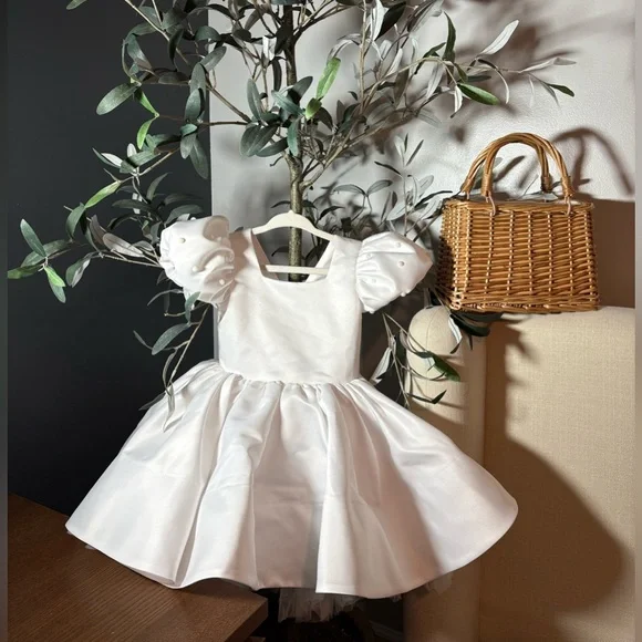 Satin White Flower Girl Puff Sleeve Dress- 2T Made in Ukraine - Picture 1 of 12